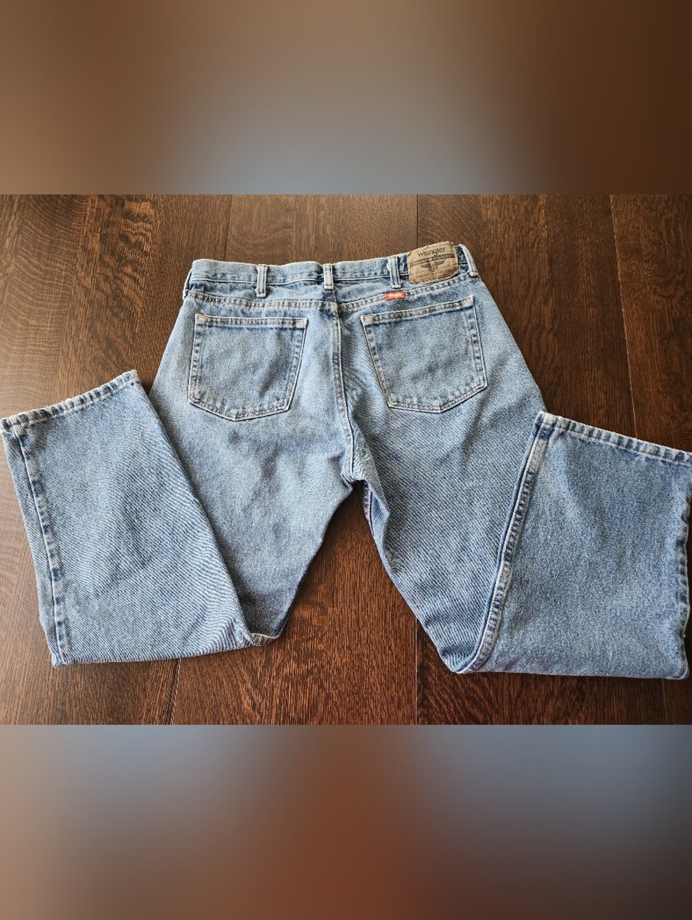 Wrangler Distressed Relaxed Fit Jeans Men's Size 34 X 29 $24
